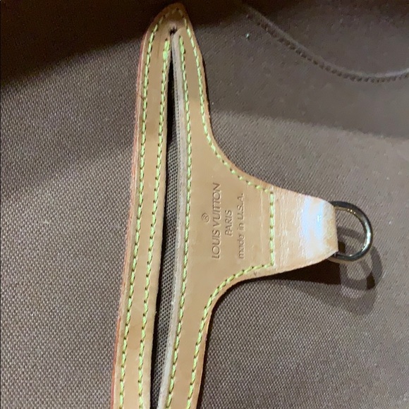 Louis Vuitton Purse - Picture 4 of 8